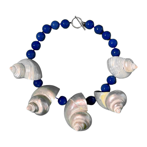 NEPTUNA SHELL AND BLUE AGATE Necklace